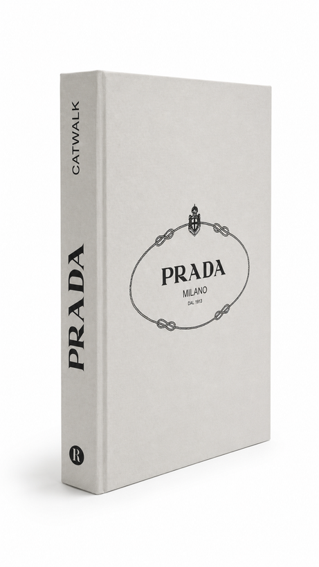 کتاب دکوری Prada Catwalk با طراحی لوکس روی پسزمینه سفید